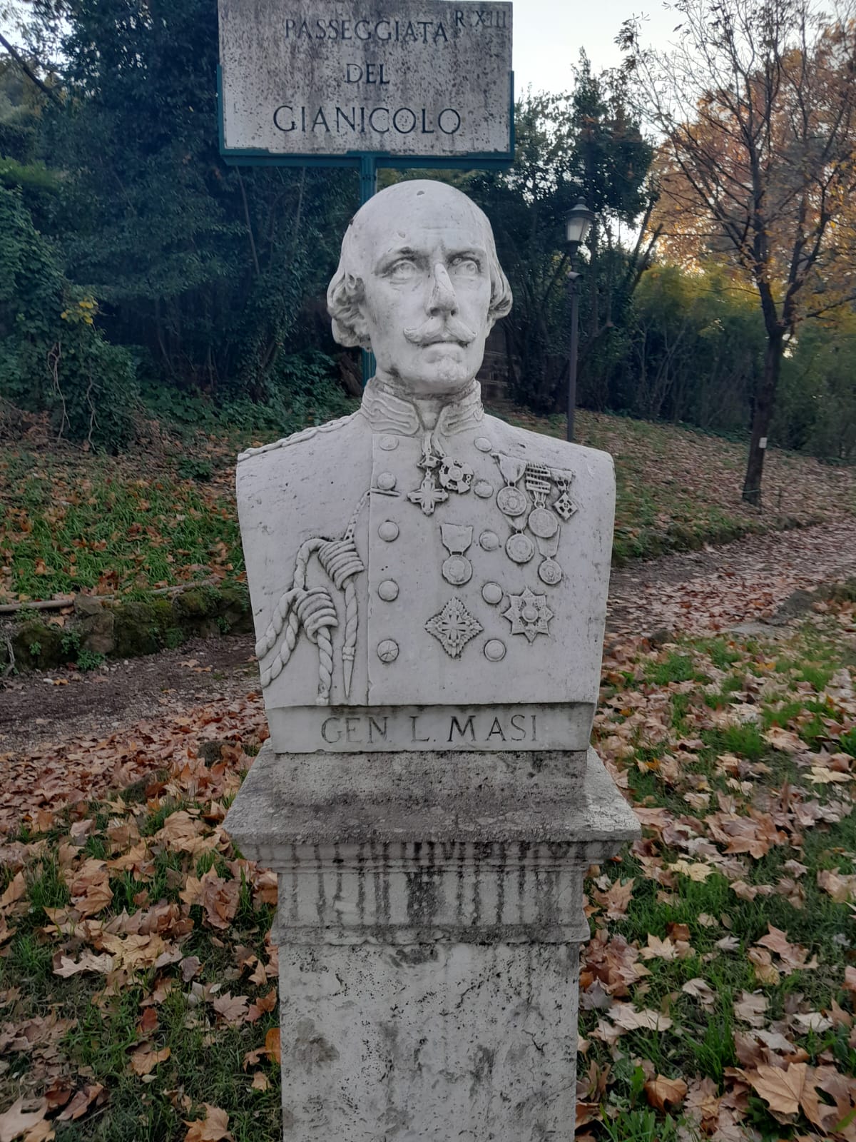 foto Gen L. Masi